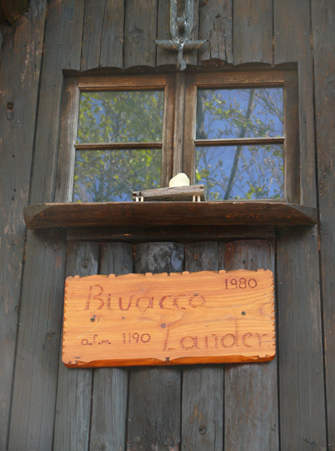 Rifugi e Bivacchi d''Italia.......